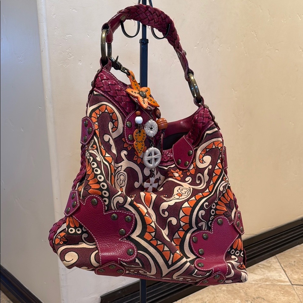 Isabella Fiore Red and Orange Shoulder Bag with Retro Print